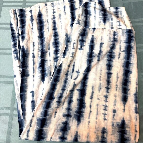 Faded Glory Dresses & Skirts - BOGO Faded Glory Blue & Cream Tie Dye Midi Skirt size Large 12 14